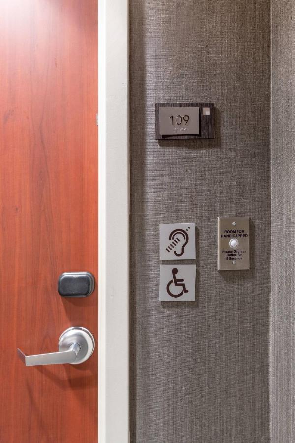 Courtyard By Marriott San Diego Oceanside Exterior foto