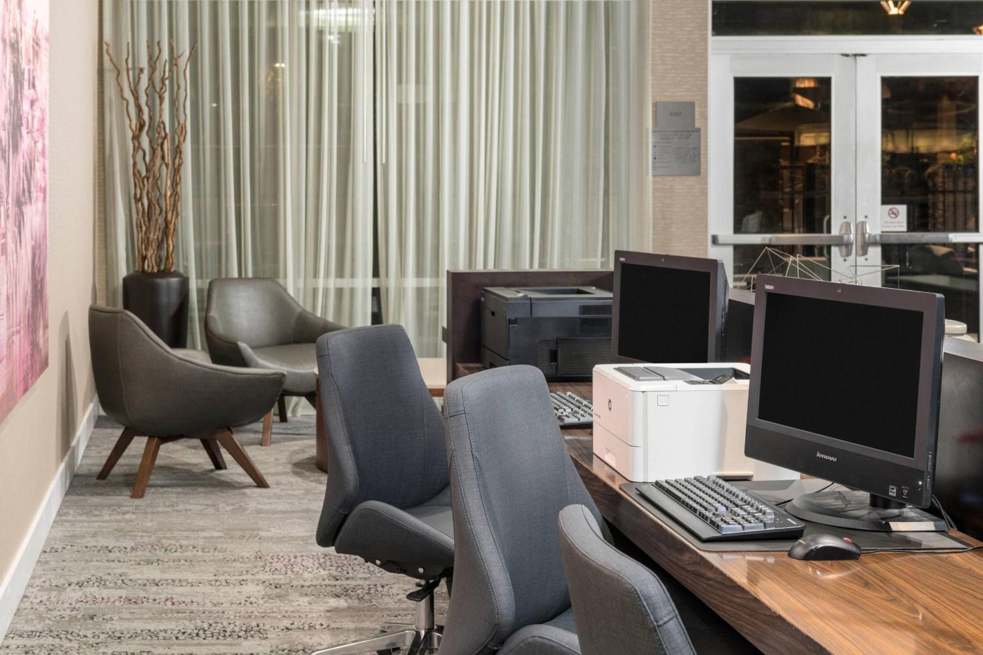 Courtyard By Marriott San Diego Oceanside Exterior foto