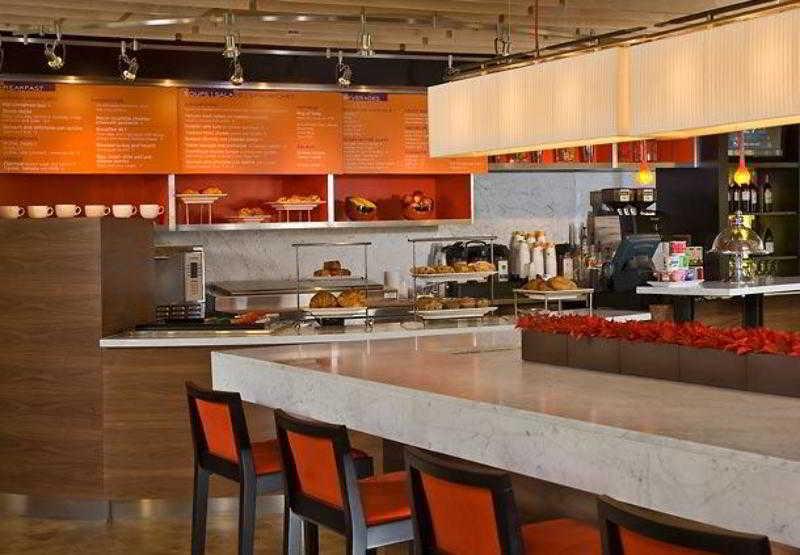 Courtyard By Marriott San Diego Oceanside Restaurante foto