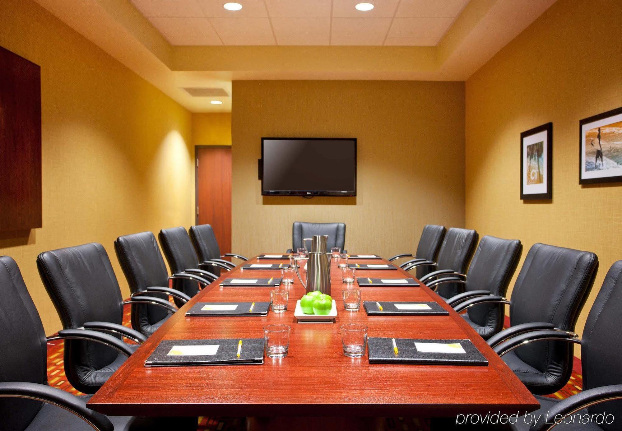Courtyard By Marriott San Diego Oceanside Facilidades foto
